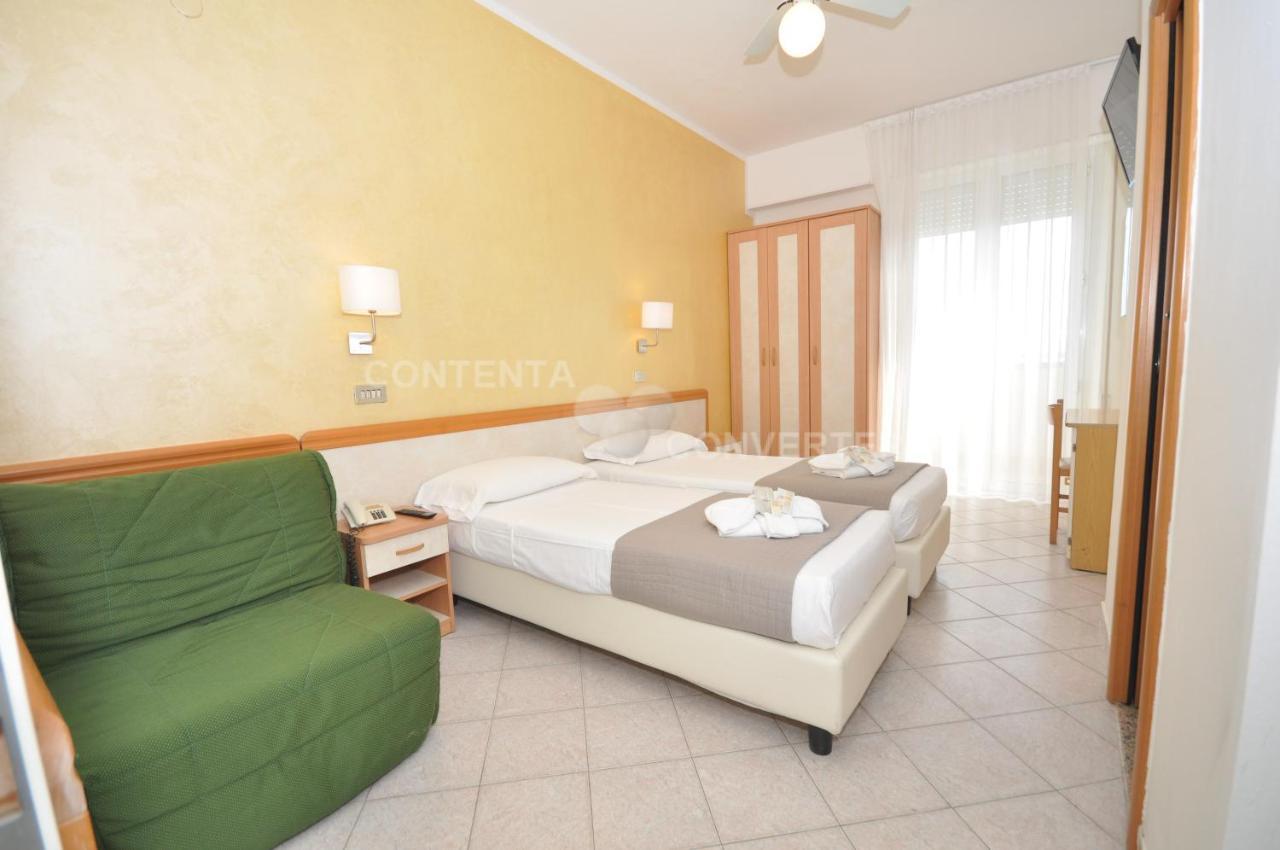 Hotel Adriatic&Beauty Rimini Ngoại thất bức ảnh