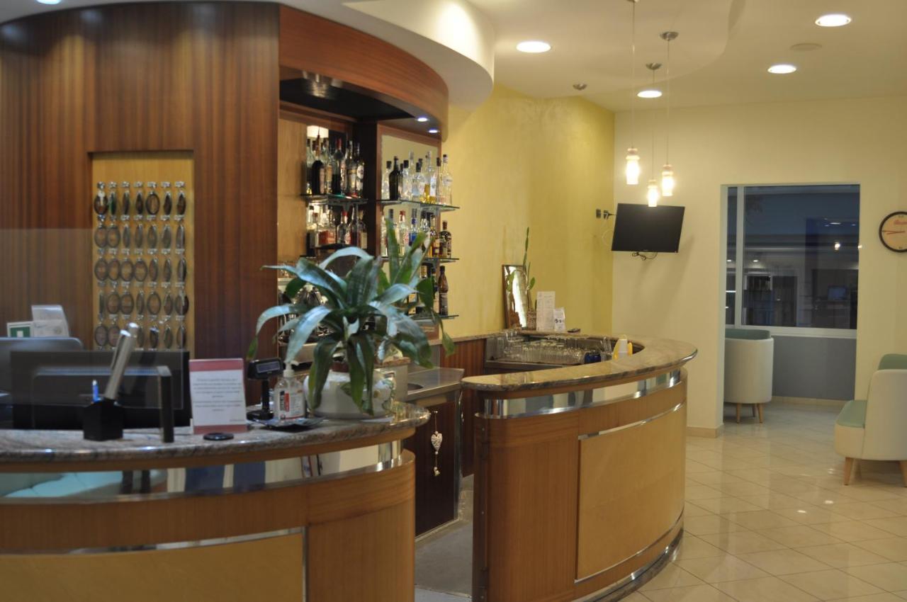 Hotel Adriatic&Beauty Rimini Ngoại thất bức ảnh