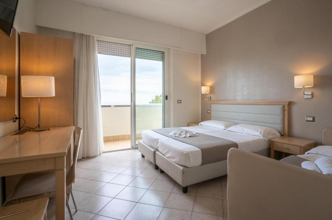 Hotel Adriatic&Beauty Rimini Ngoại thất bức ảnh