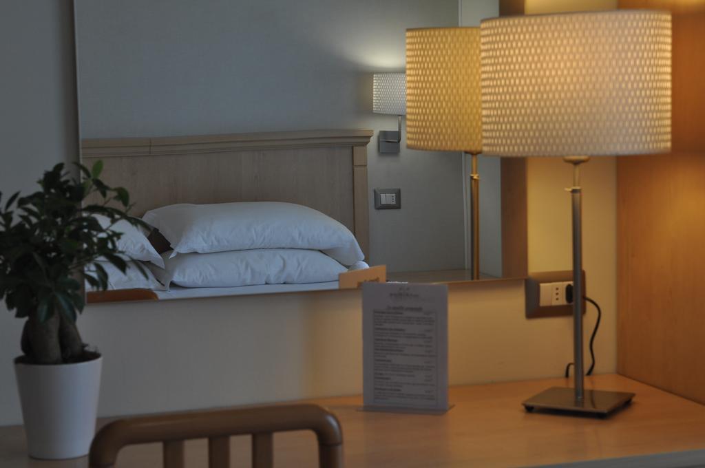 Hotel Adriatic&Beauty Rimini Ngoại thất bức ảnh