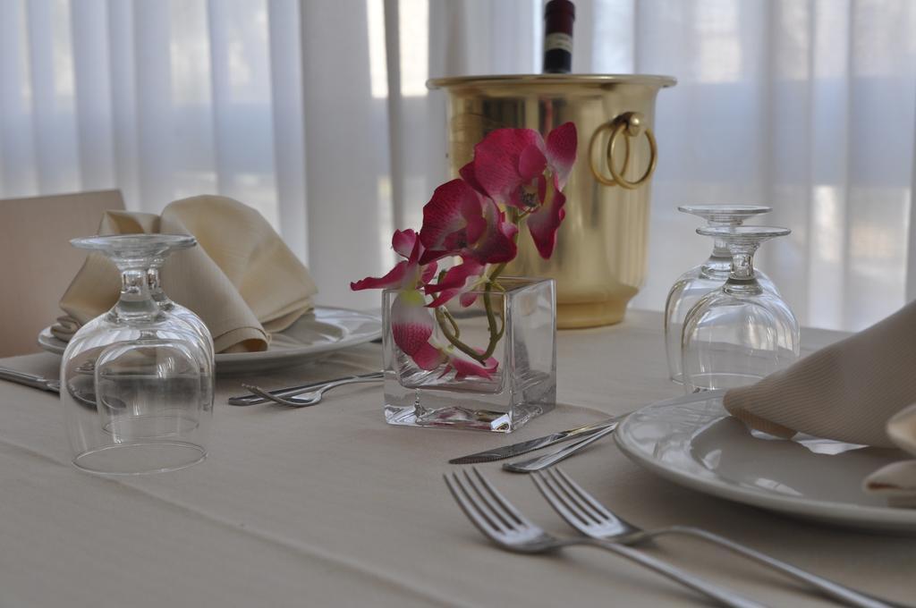Hotel Adriatic&Beauty Rimini Ngoại thất bức ảnh